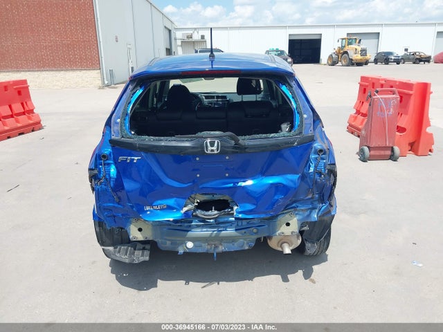 Honda FIT LX 2018 3HGGK5H5XJM731735 Image 17