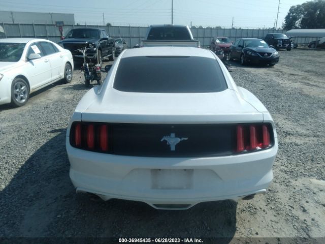1FA6P8AM1G5277197 Ford Mustang V6