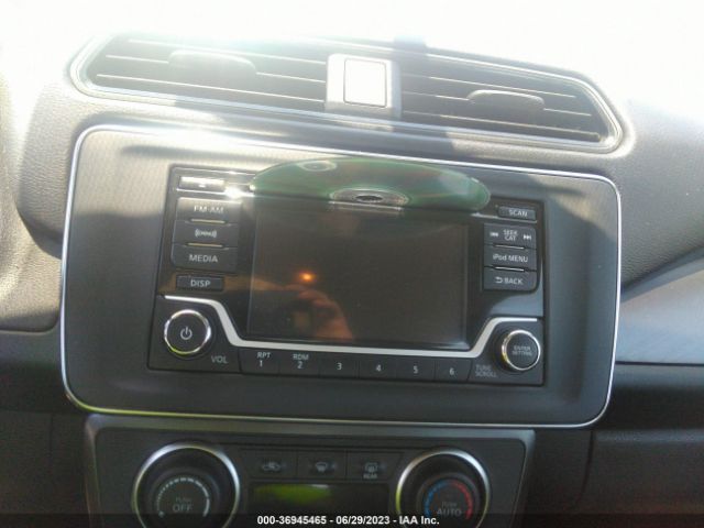 1N4AZ1CP8KC320151 Nissan LEAF S