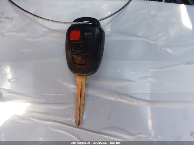 Toyota Corolla L/le/s/s Plus/le Plus 2016 5YFBURHE4GP436013 Image 3