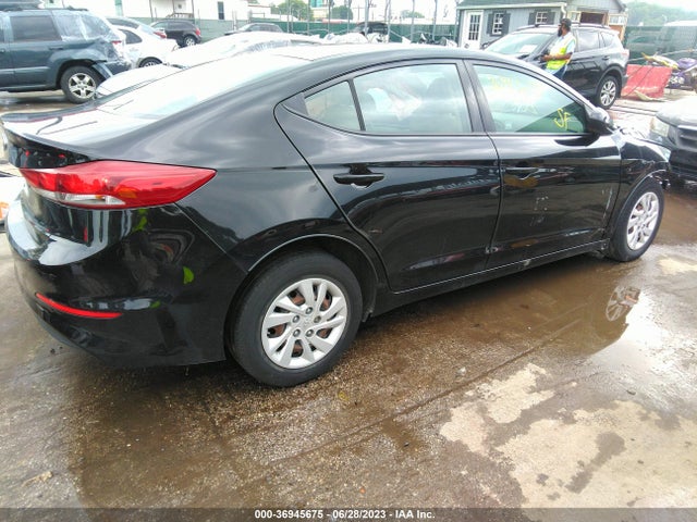 Hyundai ELANTRA SE 2018 5NPD74LF2JH353882 Image 4