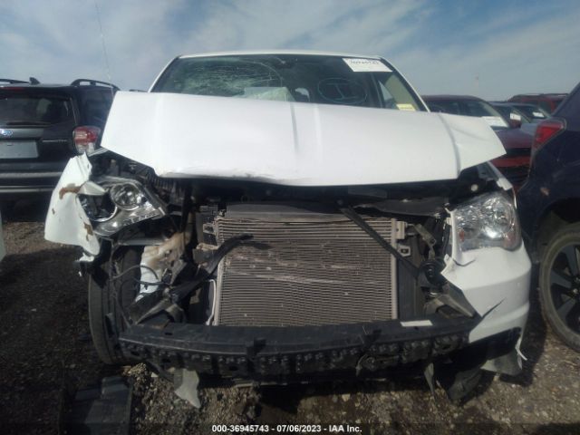2C4RDGBG8JR363765 Dodge Grand Caravan Se