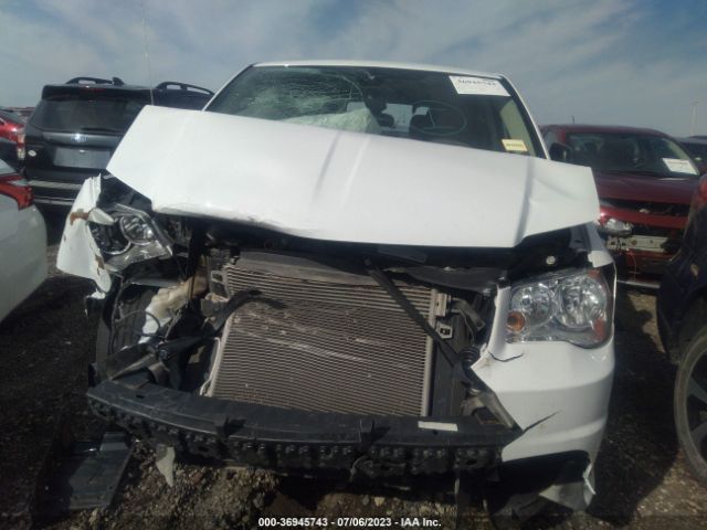 2C4RDGBG8JR363765 Dodge Grand Caravan Se