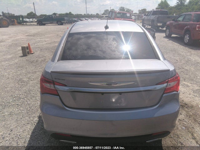 Chrysler 200 Limited 2014 1C3CCBCG0EN191815 Image 16