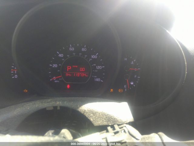 KNDJN2A2XF7800872 KIA Soul Base