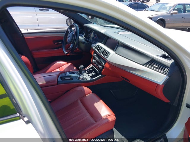 2015 BMW M5, VIN: WBSFV9C51FD594857
