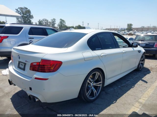 WBSFV9C51FD594857 BMW M5