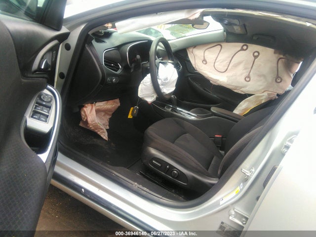 Chevrolet MALIBU LT 2019 1G1ZD5ST2KF123436 Image 5