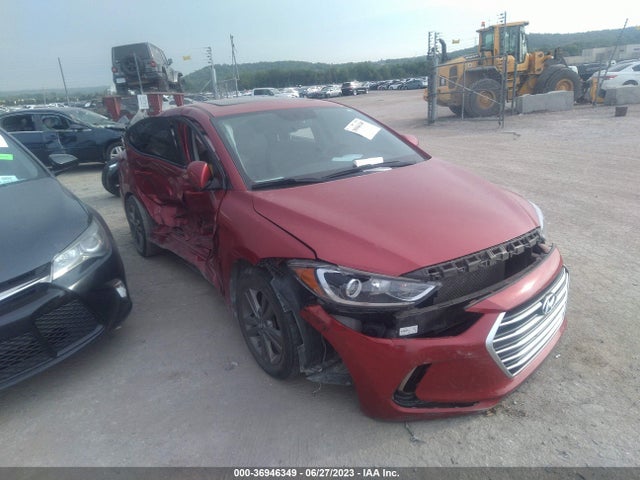 2018 5NPD84LF1JH256699 main image