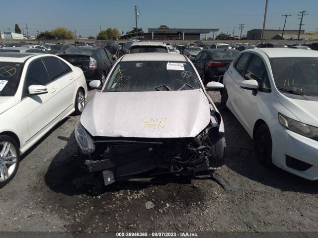 3KPF24AD1ME355351 KIA Forte Lxs