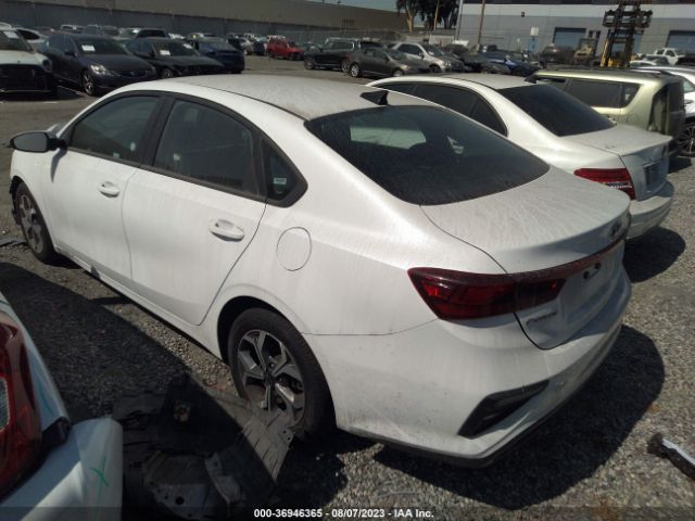 3KPF24AD1ME355351 KIA Forte Lxs