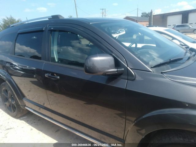3C4PDCGG8JT463709 Dodge Journey Crossroad
