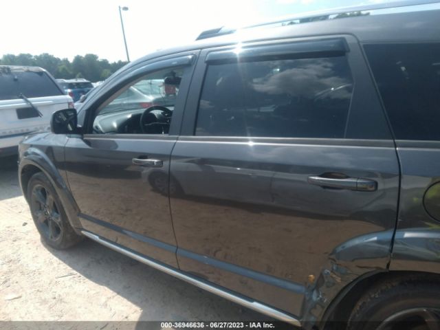 3C4PDCGG8JT463709 Dodge Journey Crossroad