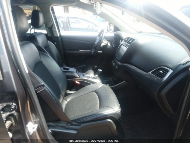 3C4PDCGG8JT463709 Dodge Journey Crossroad