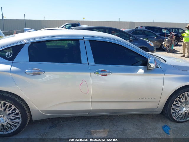 Chevrolet IMPALA LT 2018 2G1105S33J9172712 Image 14