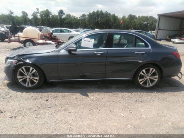 55SWF4JB3FU088261 Mercedes-Benz C-class C 300
