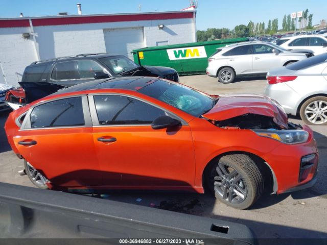 3KPF34AD2ME386623 KIA Forte Gt-line