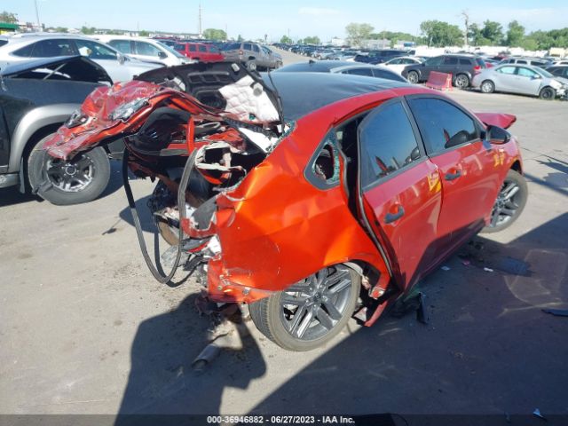 3KPF34AD2ME386623 KIA Forte Gt-line