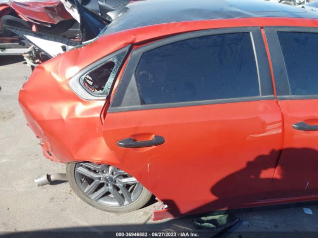 3KPF34AD2ME386623 KIA Forte Gt-line