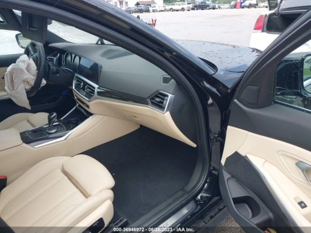 3MW5R1J53K8A04416 BMW 3 Series 330i
