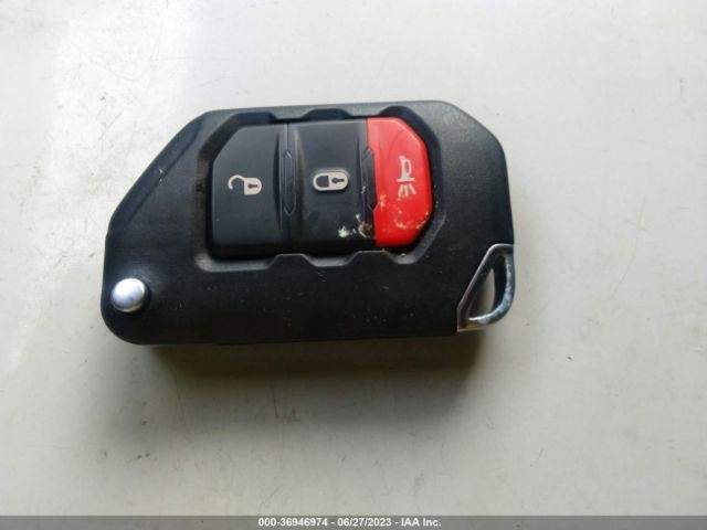 1C4HJXAG3NW267724 Jeep Wrangler Sport S