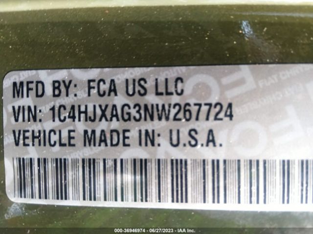 1C4HJXAG3NW267724 Jeep Wrangler Sport S