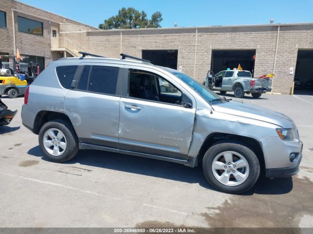1C4NJCEA0GD769218 Jeep Compass Latitude
