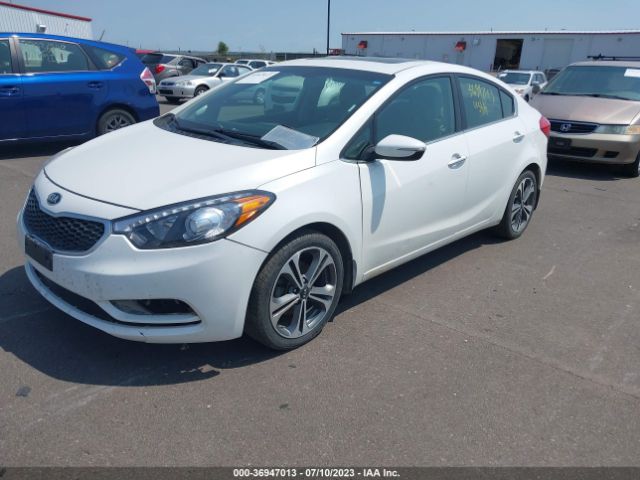 KNAFZ4A80E5050724 KIA FORTE EX