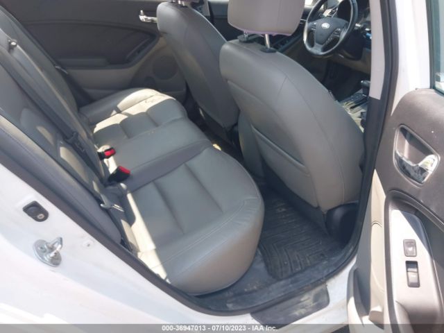 KNAFZ4A80E5050724 KIA FORTE EX