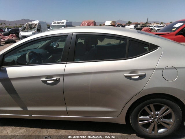 Hyundai ELANTRA SE 2017 5NPD84LF5HH114141 Image 14