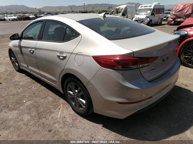 Hyundai ELANTRA SE 2017 5NPD84LF5HH114141 Image 3