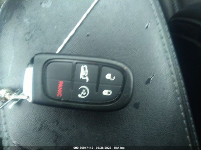 1C4PJMLB9KD267701 Jeep Cherokee Latitude Plus