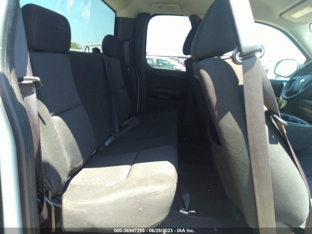 2011 CHEVROLET SILVERADO 1500 LS VIN: 1GCRCREA9BZ444528
