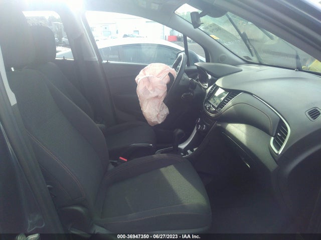 Chevrolet TRAX LS 2019 3GNCJNSB4KL171028 Image 5