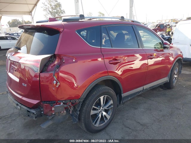 Toyota Rav4 Xle 2018 JTMWFREV9JD117622 Image 4