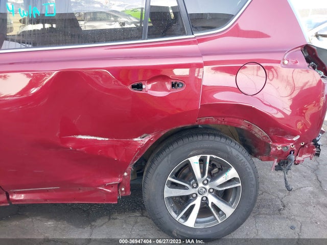 Toyota Rav4 Xle 2018 JTMWFREV9JD117622 Image 6