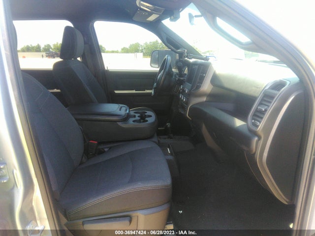 36947424 :رقم المزاد ، 3C6UR5CL7NG201883 vin ، 2022 Ram 2500 Tradesman مزاد بيع