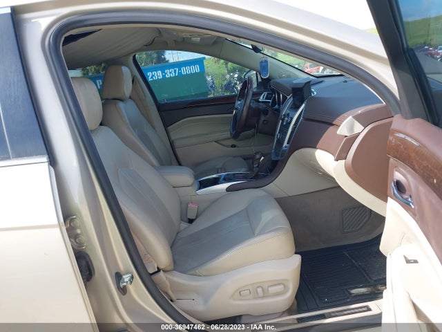 2010 CADILLAC SRX LUXURY COLLECTION VIN: 3GYFNAEY8AS504137