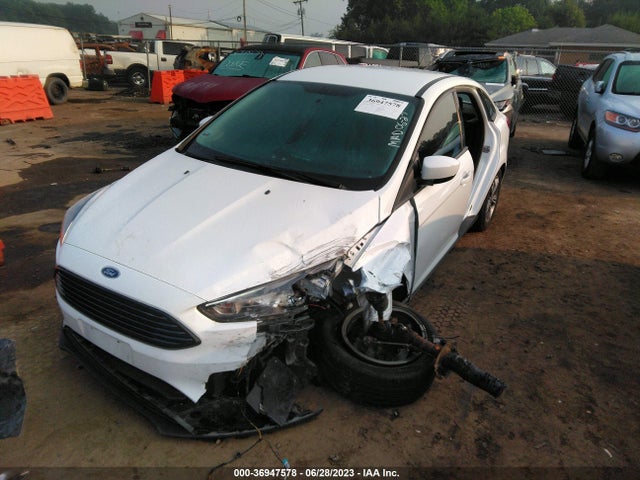 2018 FORD FOCUS SE VIN: 1FADP3FE6JL221318