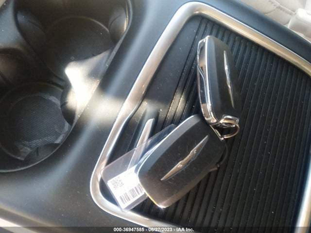Chrysler Pacifica Hybrid Touring L 2021 2C4RC1L79MR586965 Image 3