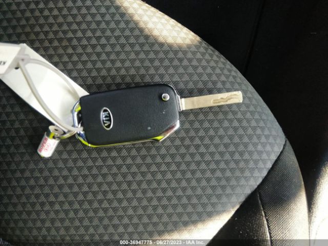 KNDJ23AU7L7720134 KIA SOUL LX