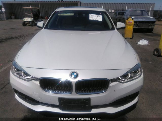 WBA8E5G53JNV01985 BMW 3 Series 320i Xdrive