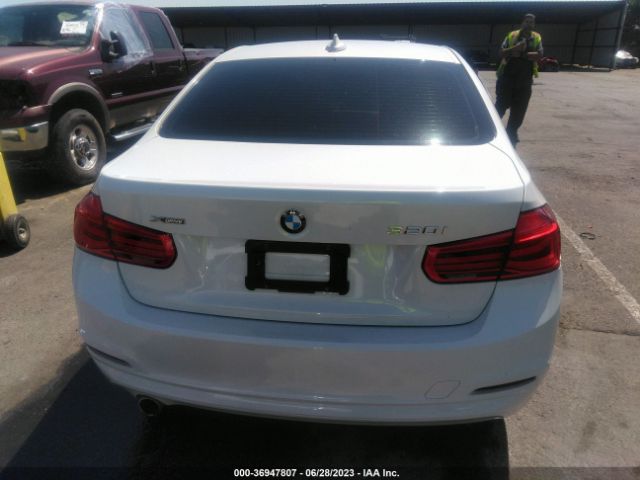 WBA8E5G53JNV01985 BMW 3 Series 320i Xdrive