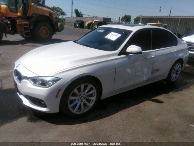 WBA8E5G53JNV01985 BMW 3 Series 320i Xdrive