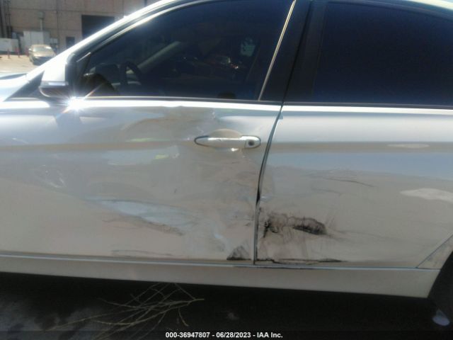 WBA8E5G53JNV01985 BMW 3 Series 320i Xdrive