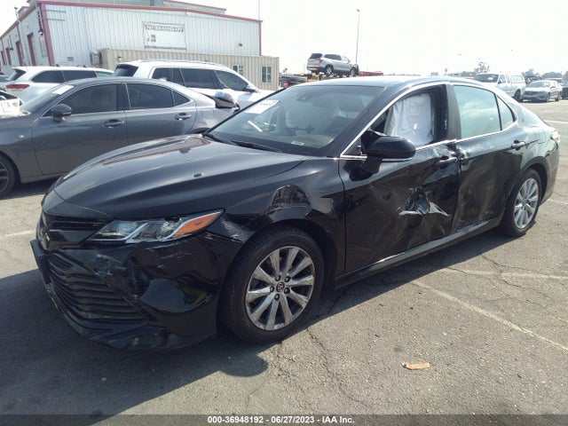 Toyota CAMRY LE 2018 4T1B11HK2JU650035 Image 14