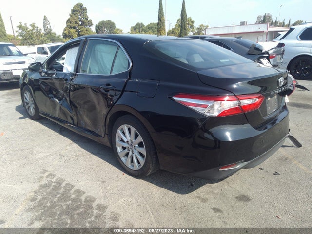 Toyota CAMRY LE 2018 4T1B11HK2JU650035 Image 3