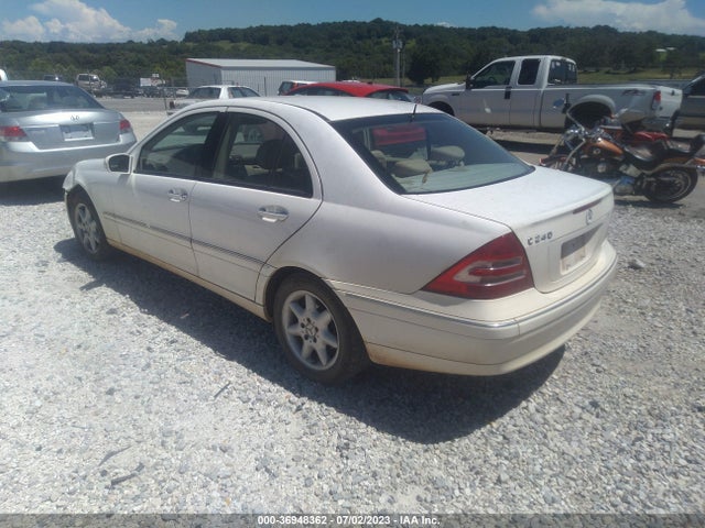 2002 MERCEDES-BENZ C CLASS VIN: WDBRF61J52F229384