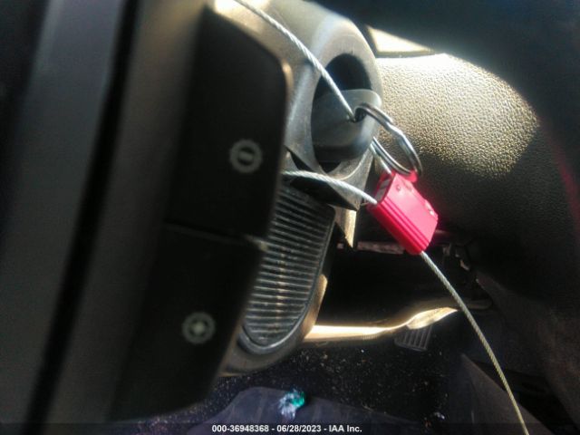 2G1WB5E3XG1185914 Chevrolet Impala Limited Lt
