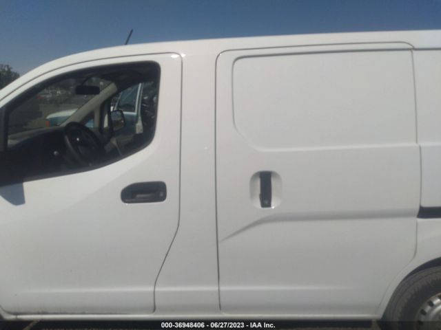 3N6CM0KN7GK697743 Nissan Nv200 S